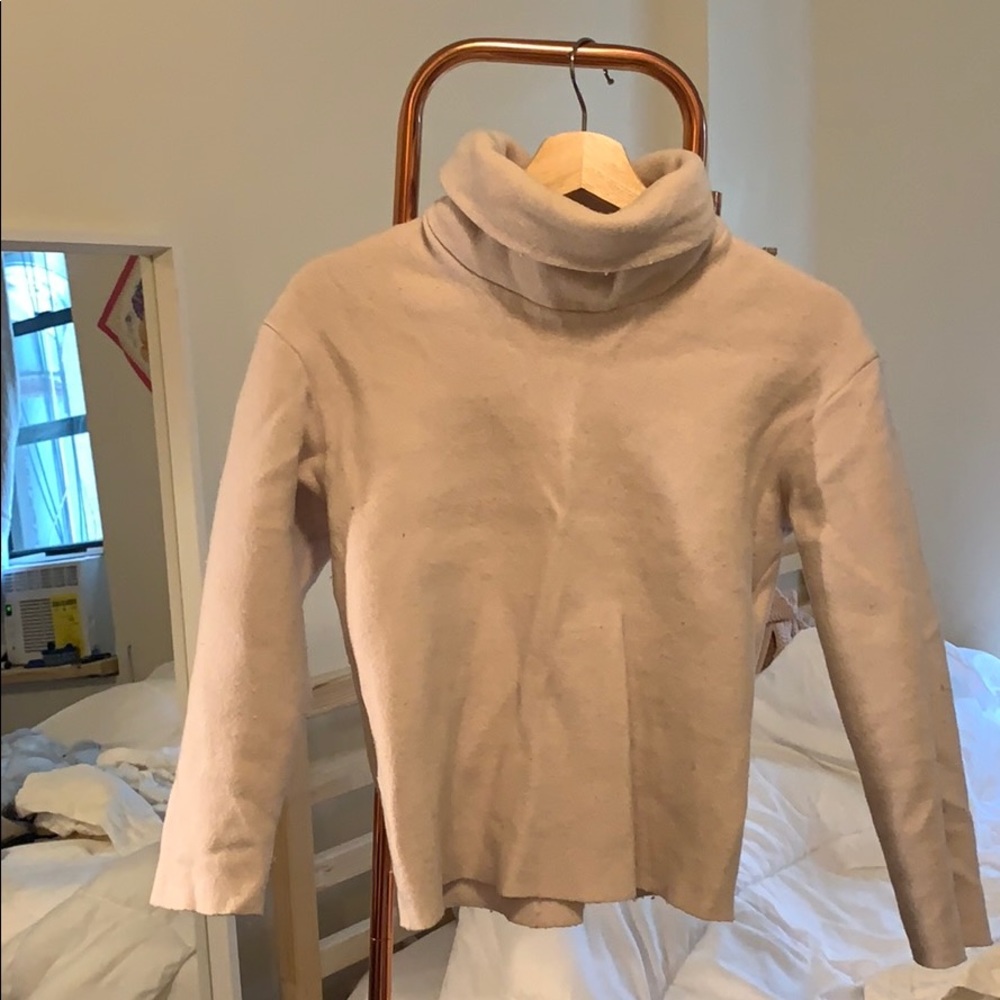 Theory sweater sizeP